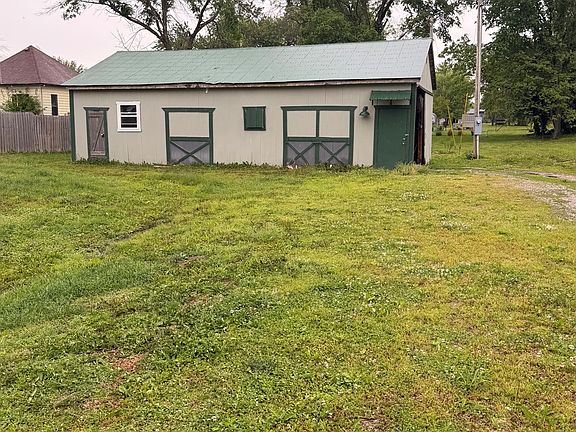 2nd image of 211 S Shelby St Lot B