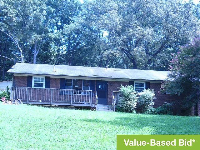 1st image of 206 White Oak Ln