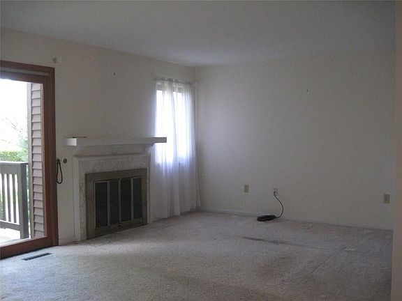 2nd image of 542 Montroyale Dr