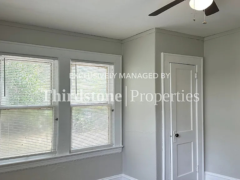 961 Dorchester St — Photo 17