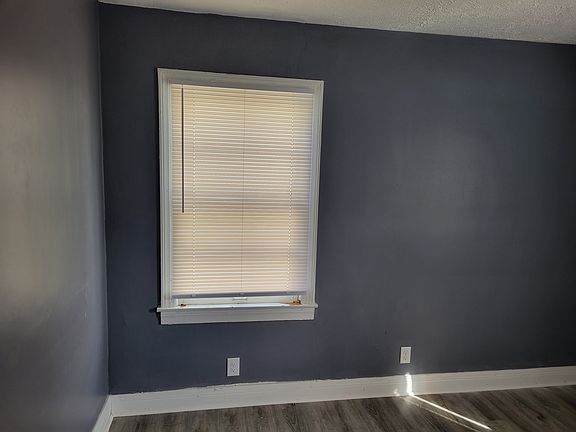 5th image of 2105 McCloskey Ave