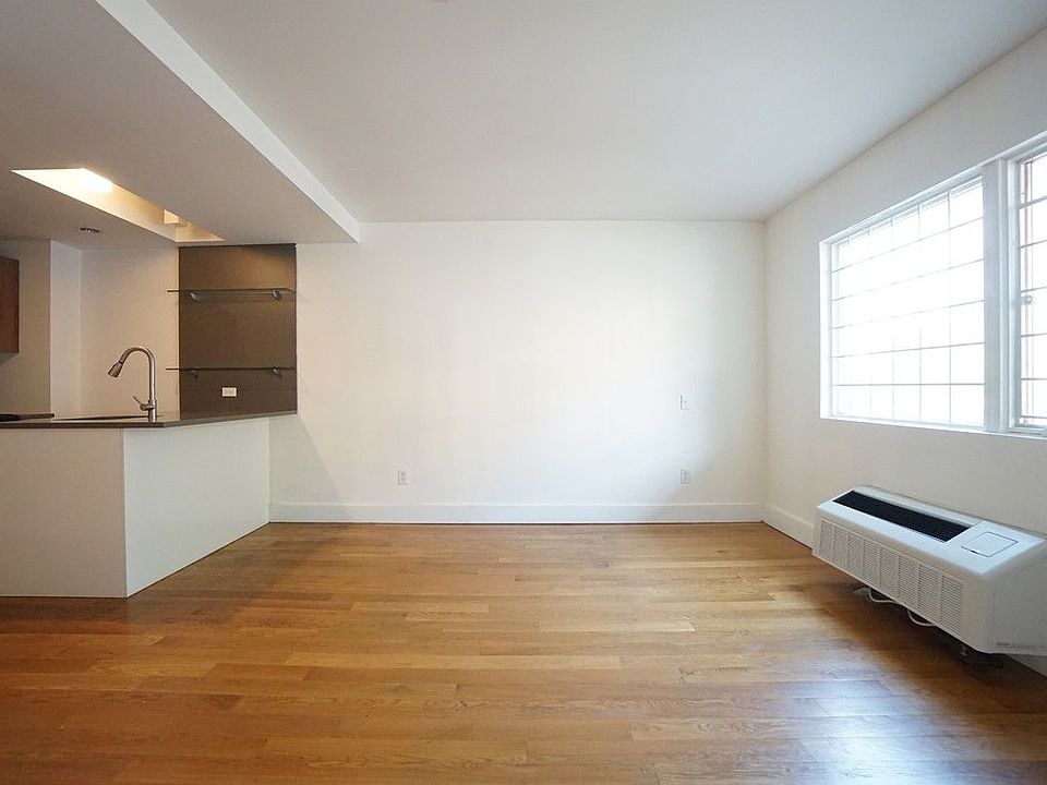 1st image of 616 Willoughby Ave #2F