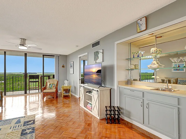 5059 N Highway A1A #701 — Photo 14