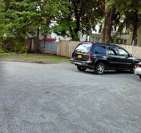 2nd image of 39 Saratoga Ave #1