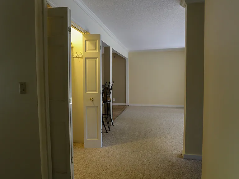 111 Brook Holw — Photo 25