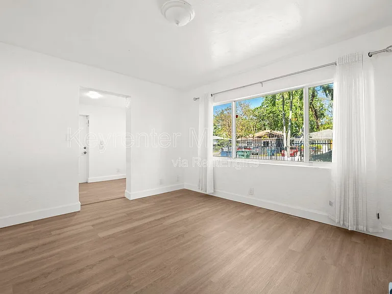 7770 NW 9th Ave — Photo 15
