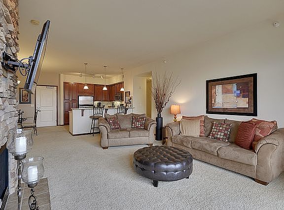 3rd image of 3110 Chestnut St N #204