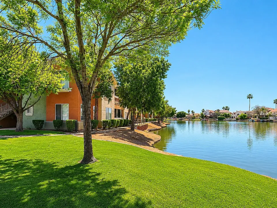 Serena Shores Apartments