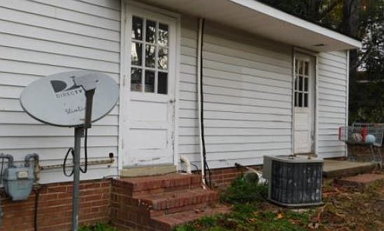 2nd image of 607 Hillcrest Dr