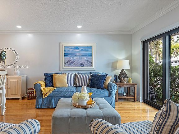3rd image of 3814 NE 166th St #102
