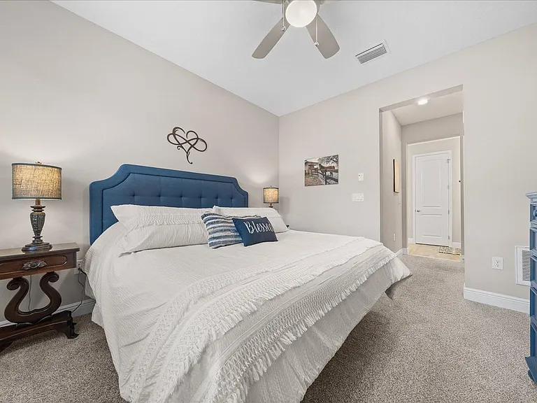 5361 NW 33rd Pl — Photo 20