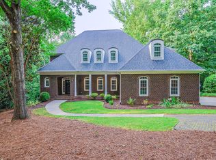 5504 Spring Bluffs Ln, Raleigh, NC 27606