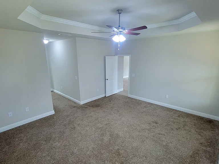 3924 Shady Grove Dr — Photo 8