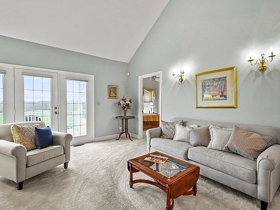 4th image of 71 Orchard Meadow Dr #71
