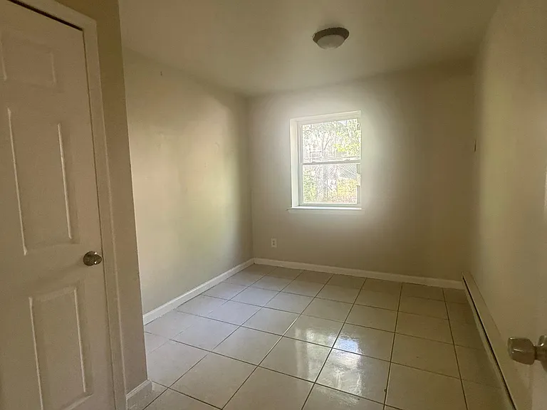 285 S 6th St #1F — Photo 14