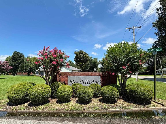 2nd image of 100 Charleston Dr