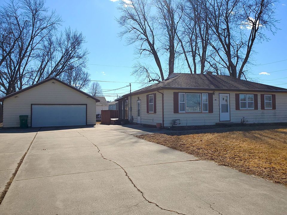 1st image of 249 Marie Ave