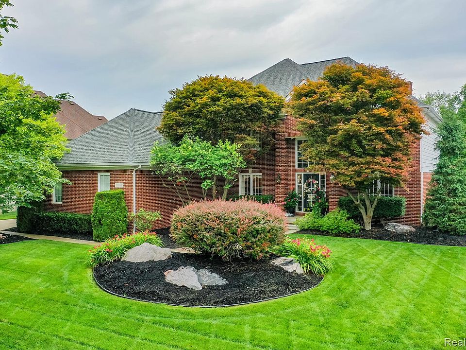 1st image of 53844 Cherrywood Dr