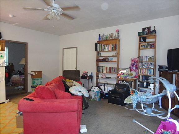2nd image of 848 Westlake Ave
