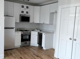 4526 N Sheridan Rd APT 402, Chicago, IL 60640