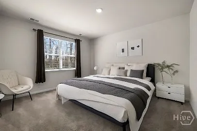 84 Woodford Reserve Dr — Photo 31