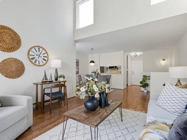 2101 Shoreline Dr APT 233, Alameda, CA 94501