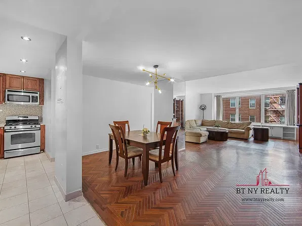 216 East 47th Street image 1 of 12