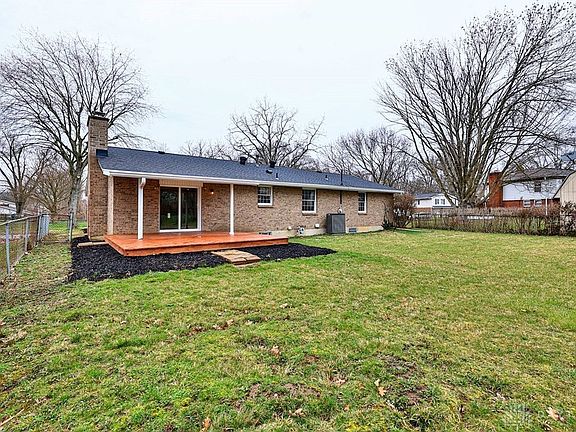 5th image of 4028 Slipperywood Pl