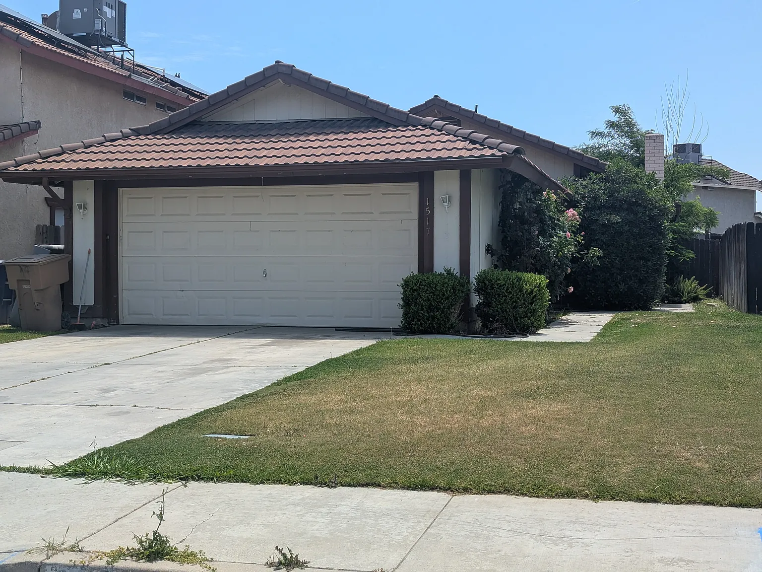 3 bed, 1068 sqft, $1,700 — Photo 1
