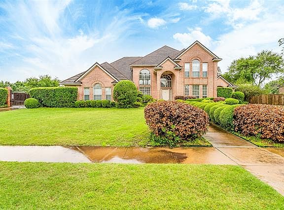 2nd image of 3610 Orchid Ln