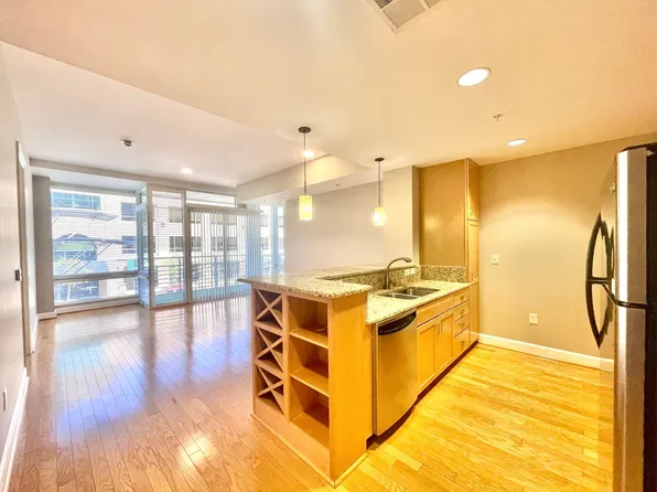 2201 Environ Way #2201, Chapel Hill, NC 27517