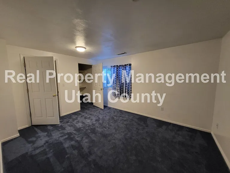 572 S 1750 E — Photo 27