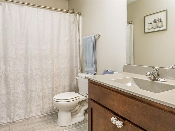 4th image of 5772 NW 50th St