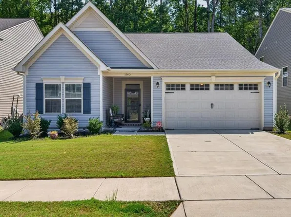 1560 Crimson Leaf Ln, Wake Forest, NC 27587