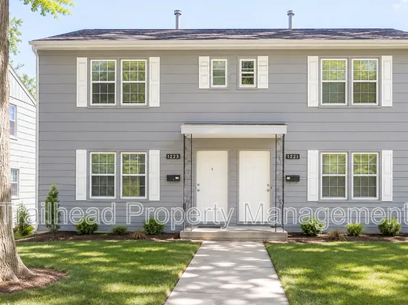 1223 N Cottage St, Independence, MO 64050