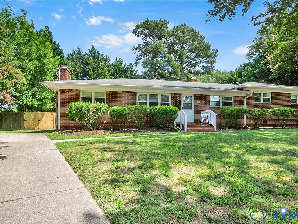 114 Thomas Nelson Ln