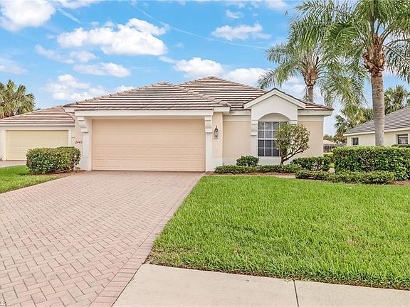 Home For Sale In Sandoval