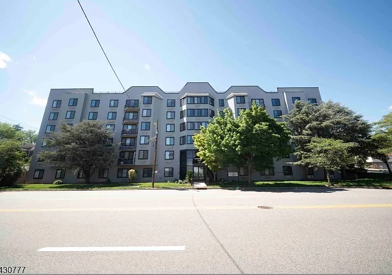 115 Polifly Rd #5D — Photo 1
