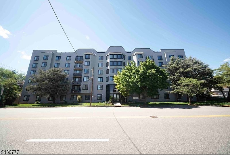 1st image of 115 Polifly Rd APT 5D