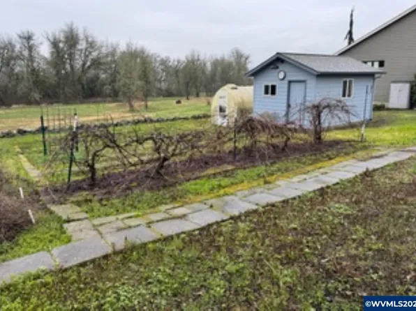 1005 E 4th St, Yamhill, OR 97148