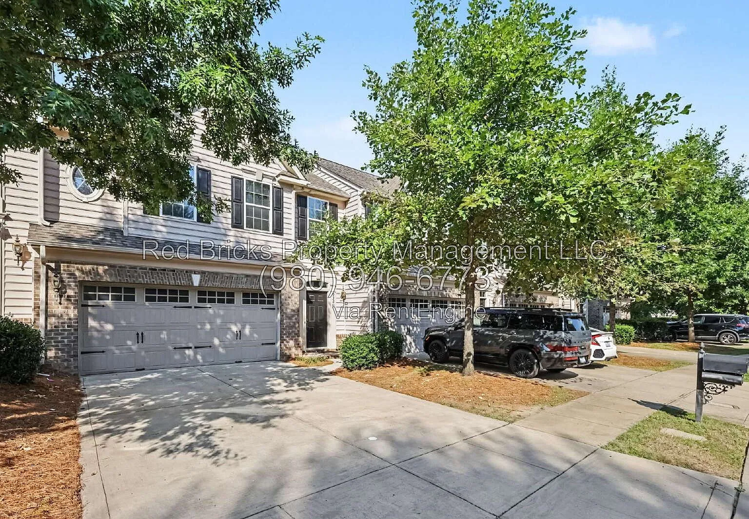 3 bed, 2.5 bath, 1863 sqft, $2,295 — Photo 3