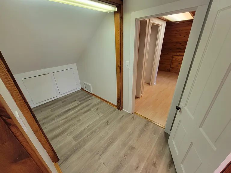 Home office area, reading nook