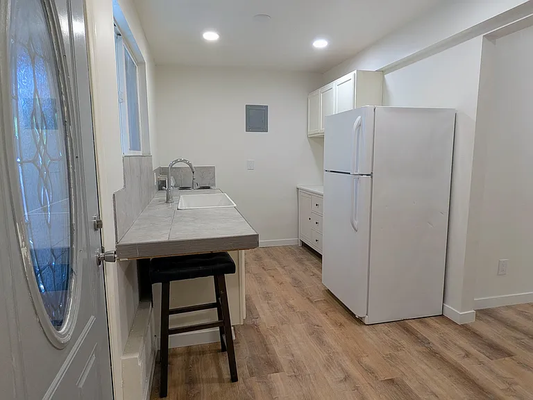 838 Plumosa Ave — Photo 5
