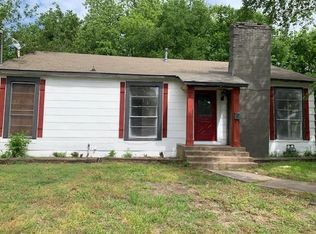 1102 Earl St, Commerce, TX 75428