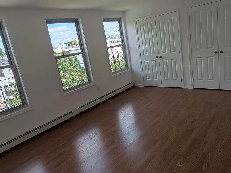 2103 Dean St #1 — Photo 6