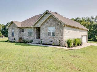 840 Rankin Rd, Castalian Springs, TN 37031