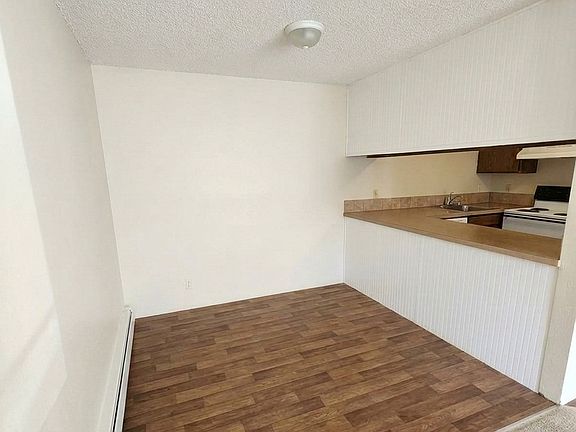 5th image of 926 23rd St #927-14
