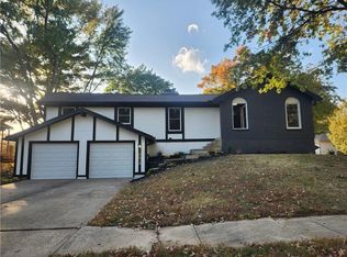 16604 Hardee St, Belton, MO 64012