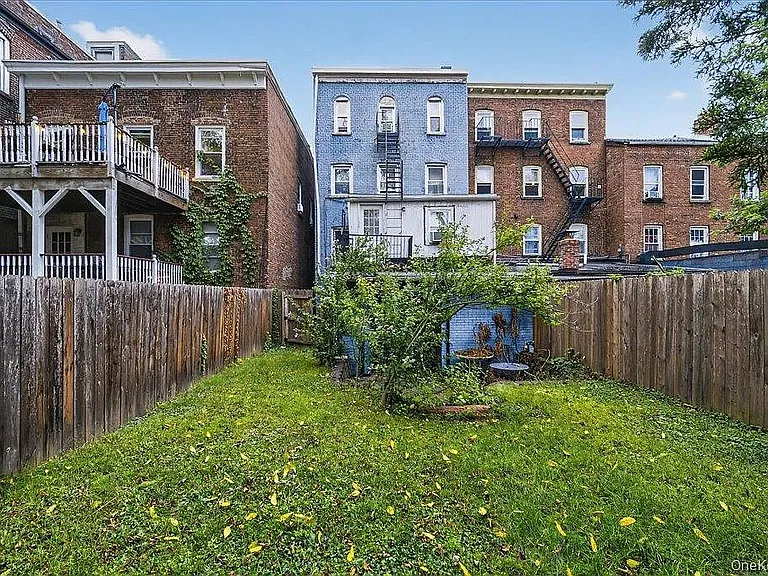 89 Liberty St #3 — Photo 8