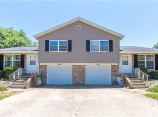 626 W Grant Ave, Charleston, IL